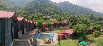 Jungle Camp Hill Queen near Neer Waterfall