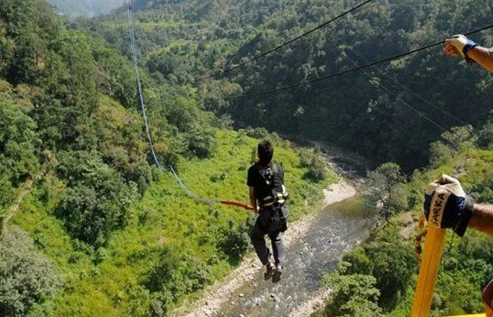 Giant Swing Jumpin Height in Rishikesh